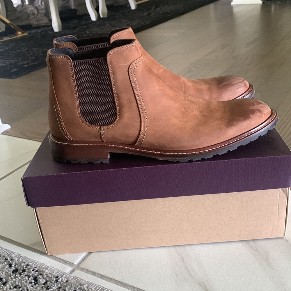 Dark Tan Chelsea boot